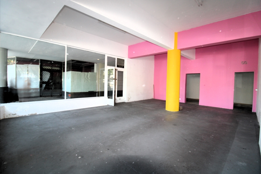 To Let commercial Property for Rent in Roundhay Western Cape